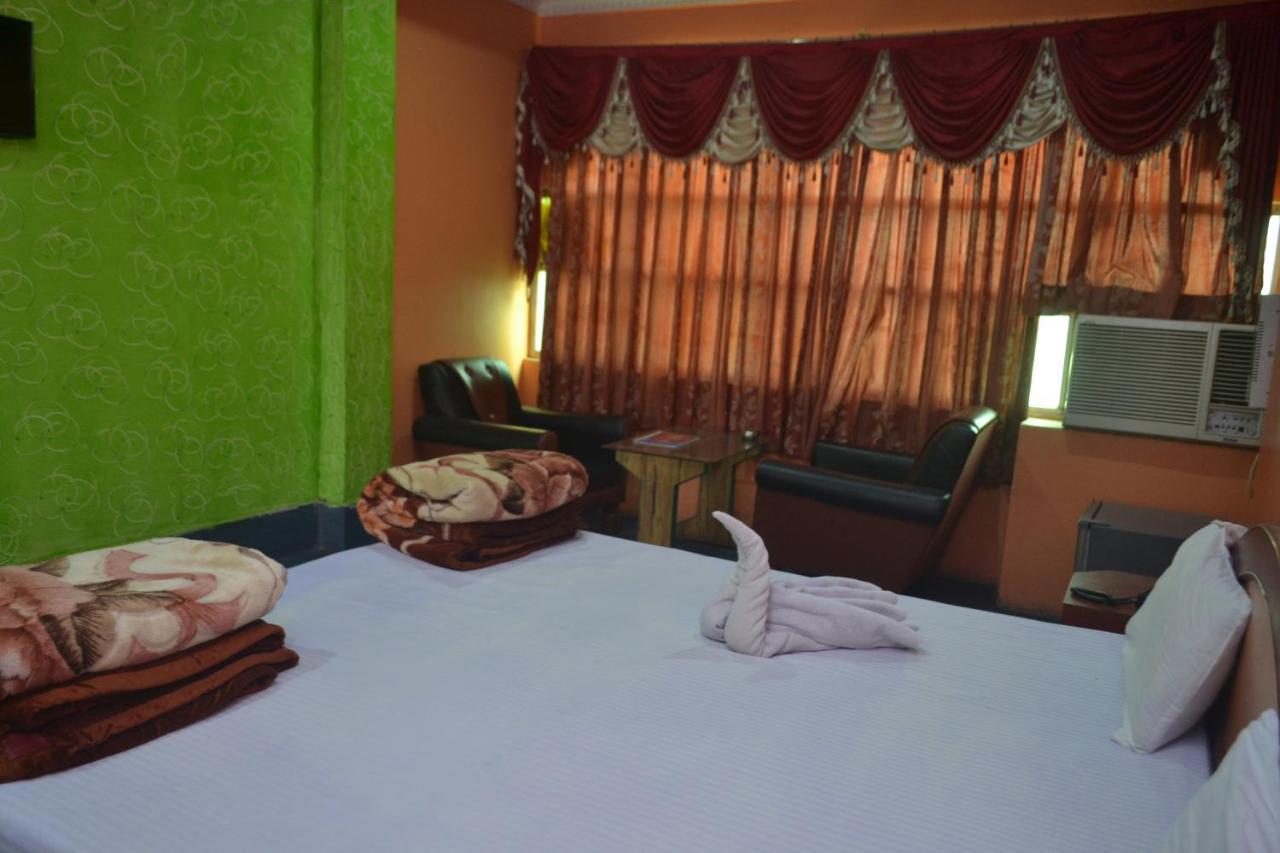 Hotel Golden Palace Kendrapara Eksteriør bilde